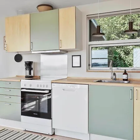 Sj271-hejls-ved-kysten-2 *